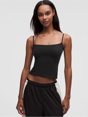 Lululemon black tank
